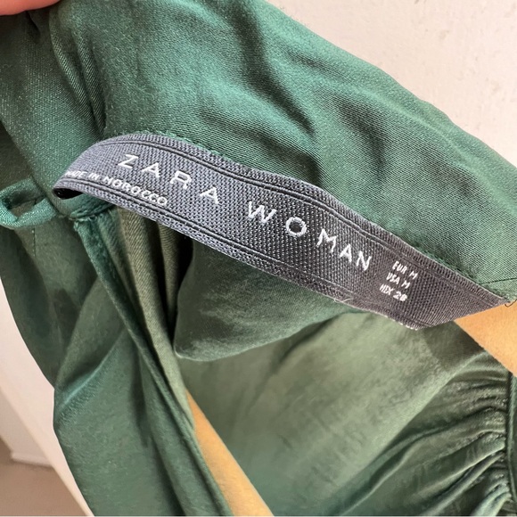 Size Medium ZARA Woman Deep Green Midi Dress - Picture 5 of 9